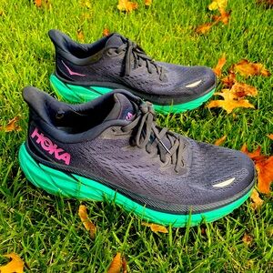 Hoka Clifton 8 Women’s Size 9.5 WIDE WIDTH SNEAKERS RUNNING SHOES 9.5D